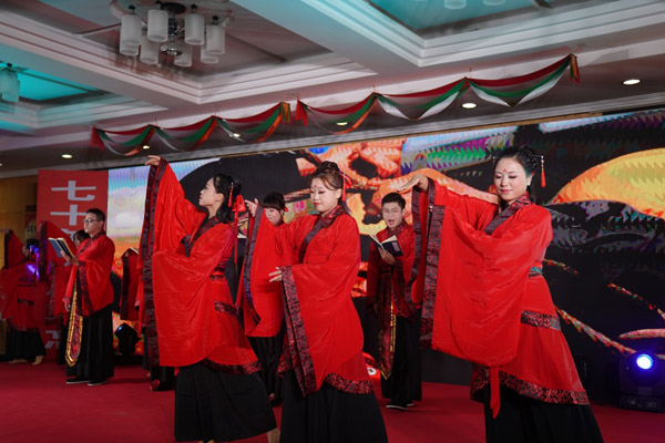 公司舉辦“建安賦”配樂(lè).朗誦.舞蹈專(zhuān)題競(jìng)演 公司舉辦“建安賦”配樂(lè).朗誦.舞蹈專(zhuān)題競(jìng)演